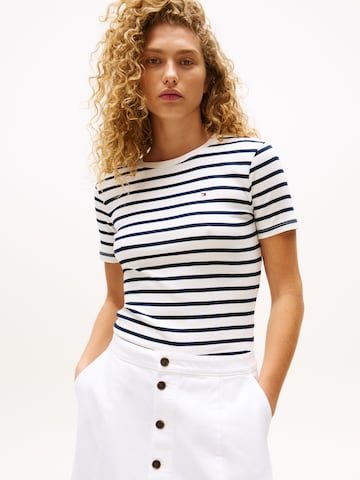 balts TOMMY HILFIGER T-Krekls 'CODY': no priekšpuses