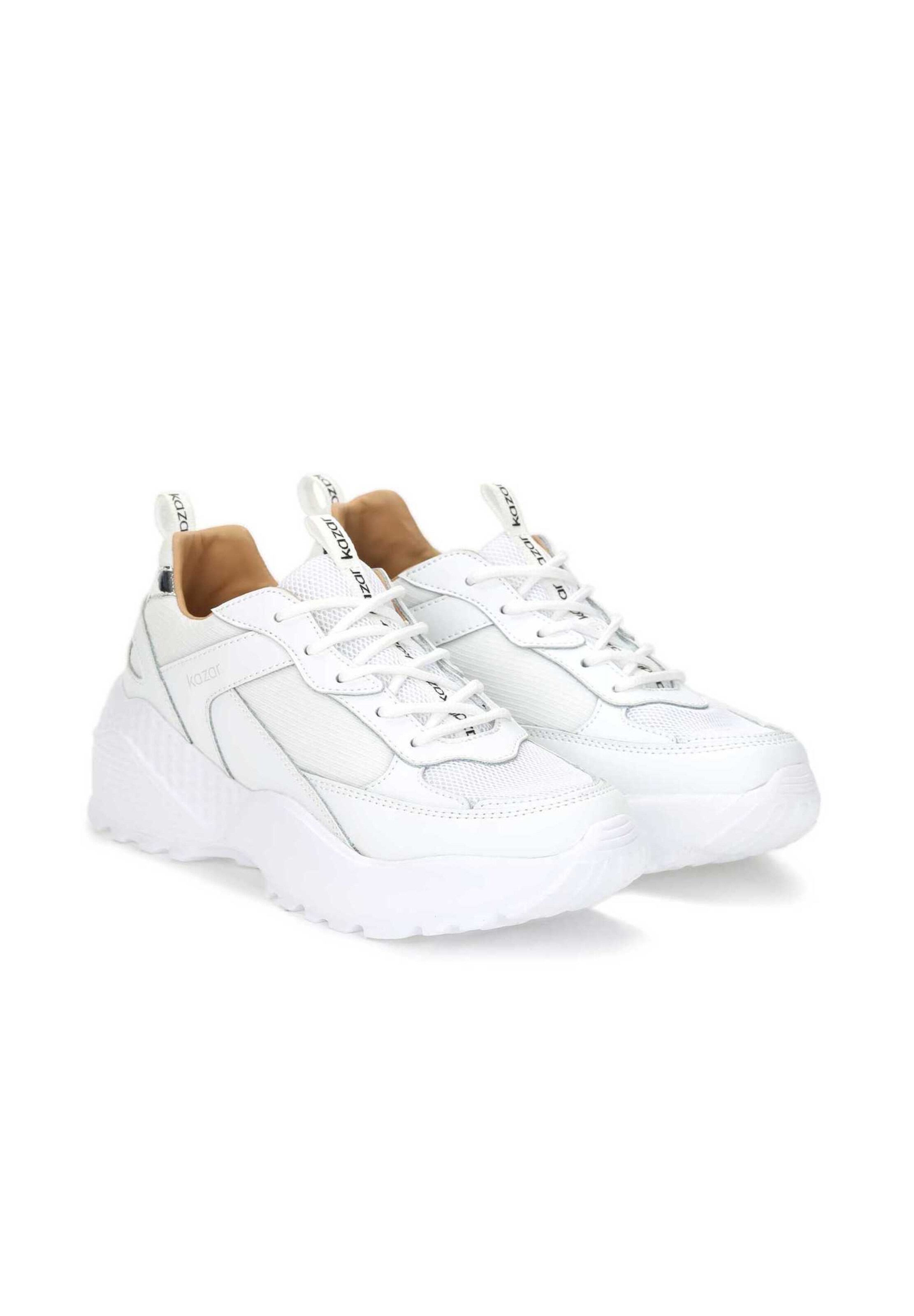 Kazar Σνίκερ χαμηλό σε λευκό