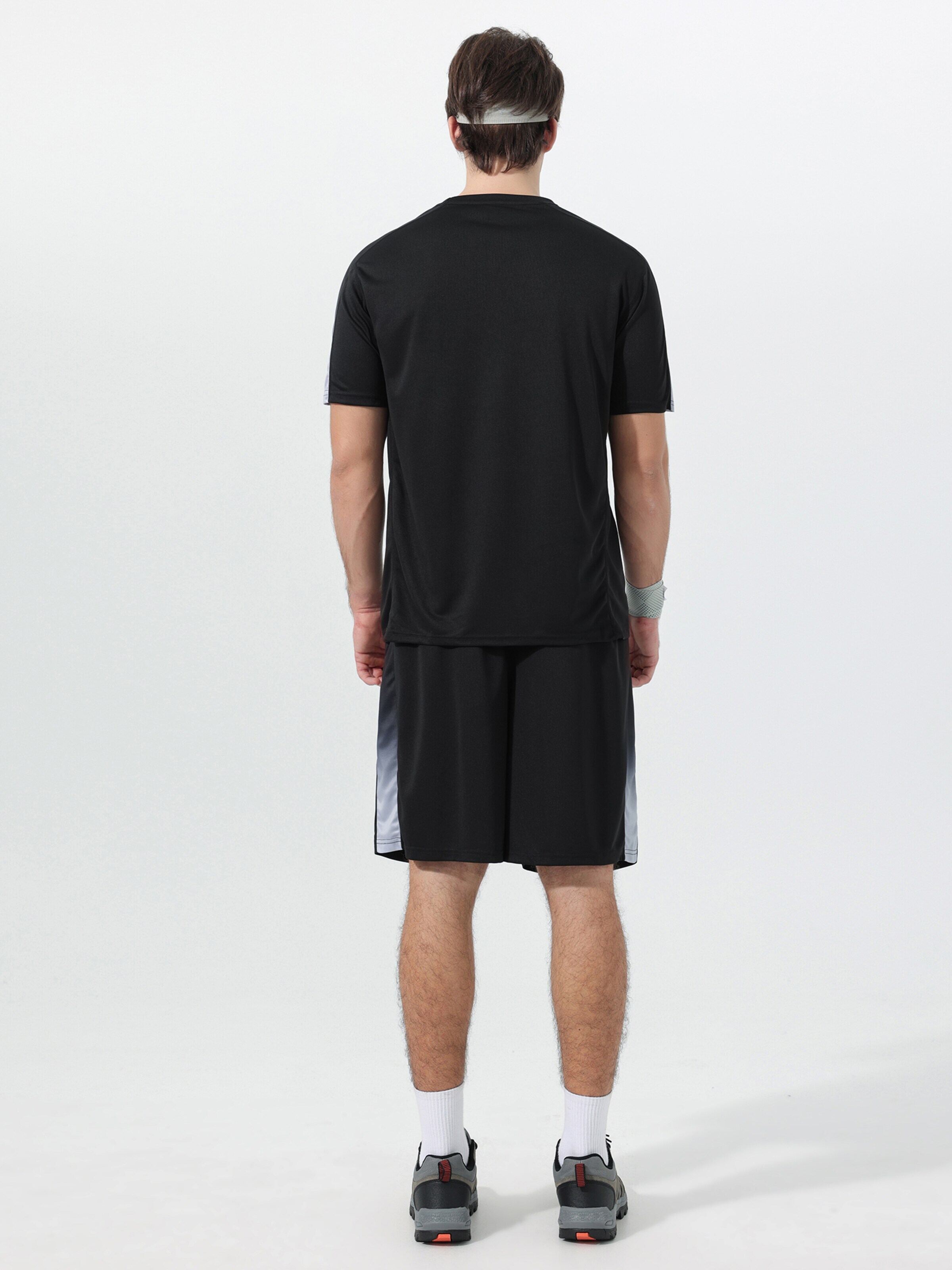 YOUTHUP Tracksuit 'Schwung' in Black