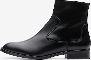 Bottines ' Claire ' LOTTUSSE en noir : devant