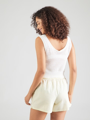 Tops en tricot 'Ci44tron' Hailys en blanc