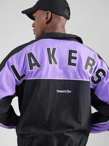 Mitchell & Ness Демисезонная куртка в Черный