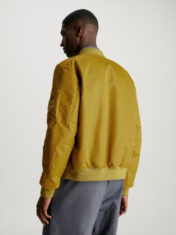 Veste mi-saison Calvin Klein en jaune