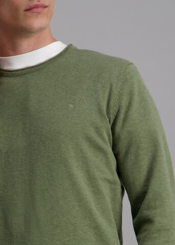 Pioneer Authentic Jeans Pullover in Grün