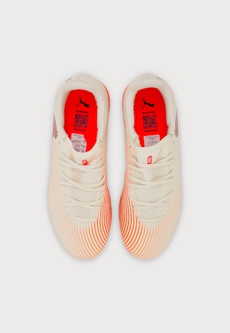 Chaussure de foot 'FUTURE 9 PLAY' PUMA en blanc