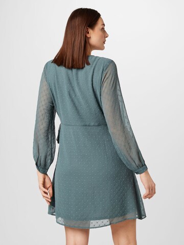 ABOUT YOU Curvy - Vestido 'Sharli' em verde