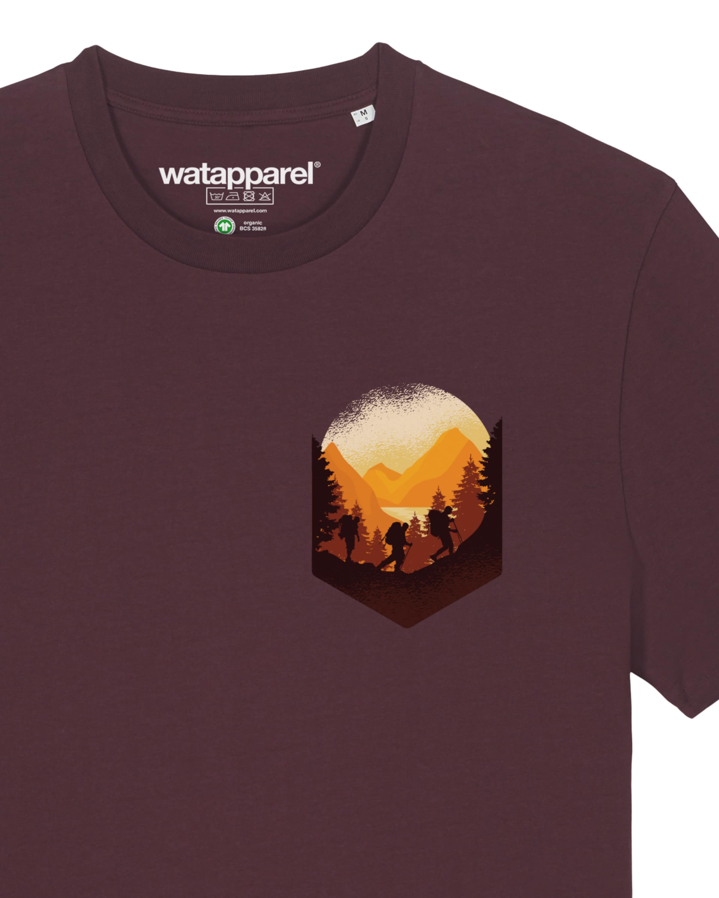 T-Shirt 'Hiking in the mountains' Watapparel en rouge