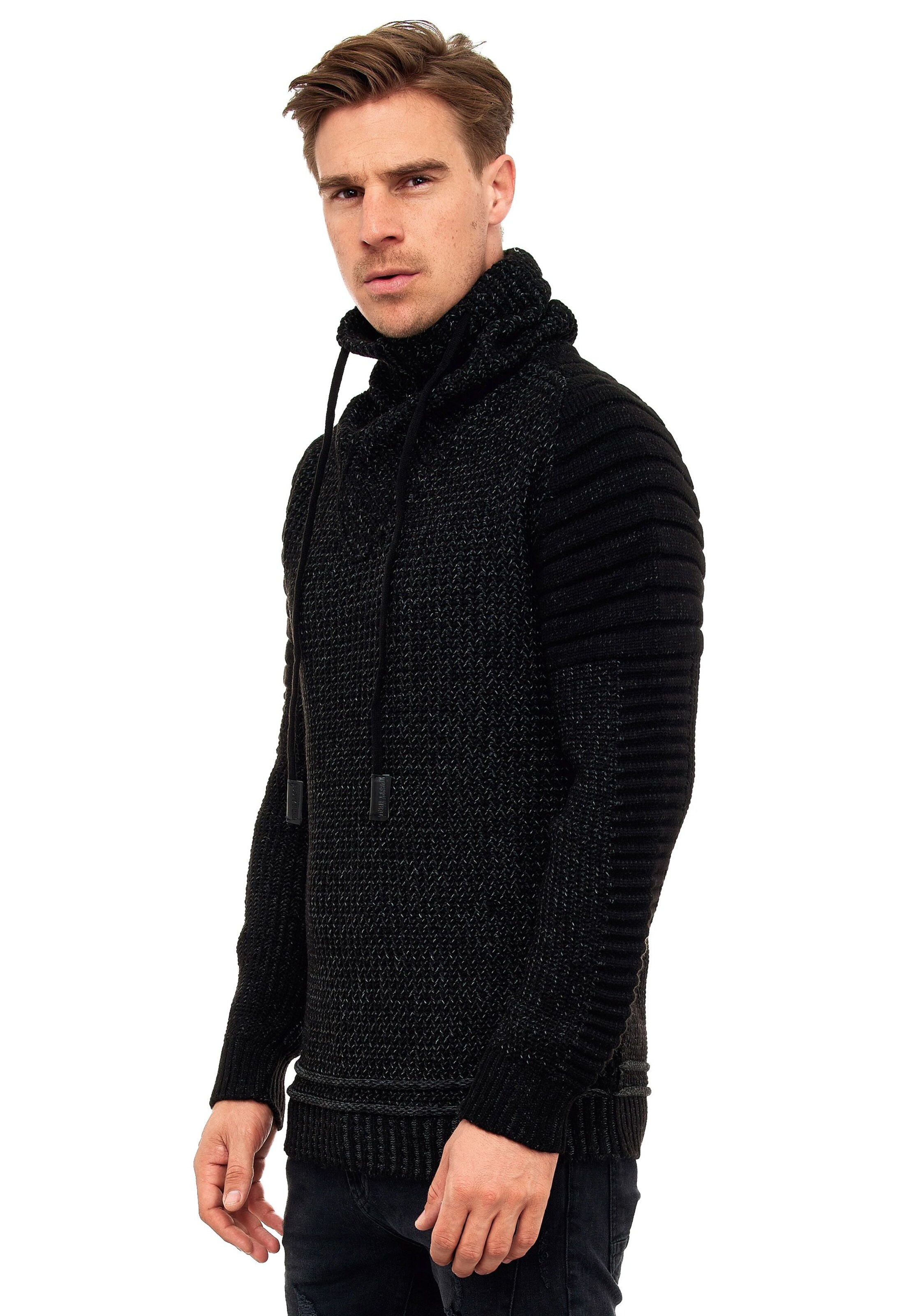 Rusty Neal Sweater in Black: front