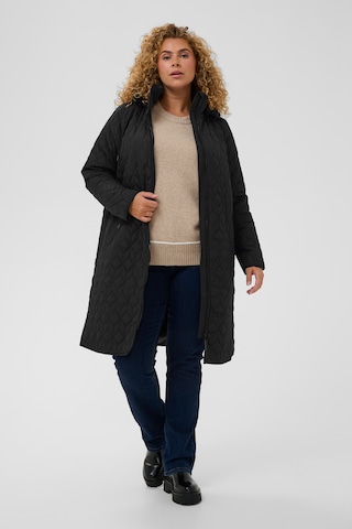 Manteau mi-saison 'KCLeina' KAFFE CURVE en noir