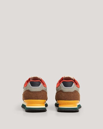 Sneaker 'London Essence' di Pepe Jeans in marrone