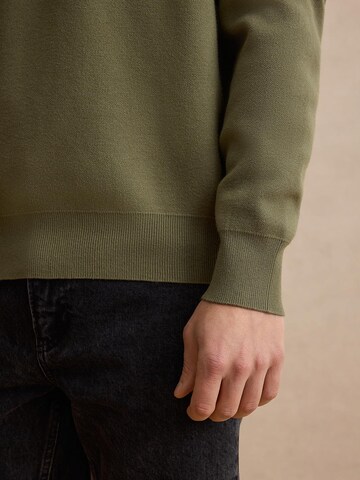 DAN FOX APPAREL Sweater 'Carlo' in Green