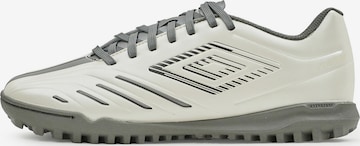 Chaussure de foot 'Tocco VI Team' UMBRO en blanc : devant