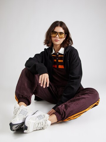 ADIDAS ORIGINALS Collegetakki 'ESSENTIAL' värissä musta