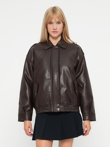 Giacca di mezza stagione 'CLASSIC' di Abercrombie & Fitch in marrone: frontale