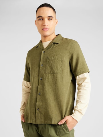 Coupe regular Chemise GAP en vert : devant