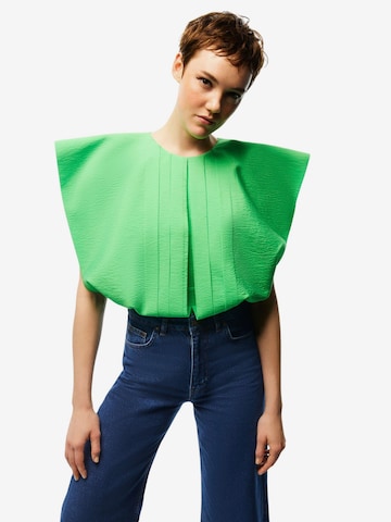 NOCTURNE - Blusa en verde: frente