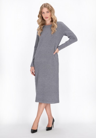 Robes en maille 'Classic' DreiMaster Klassik en gris : devant