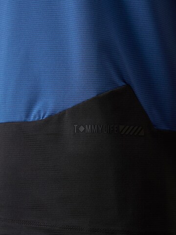 T-Shirt fonctionnel Tommy Life en bleu