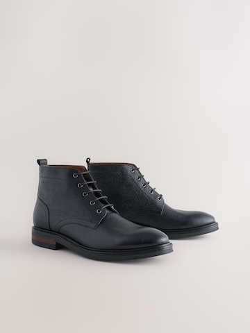 Next - Botas con cordones en negro