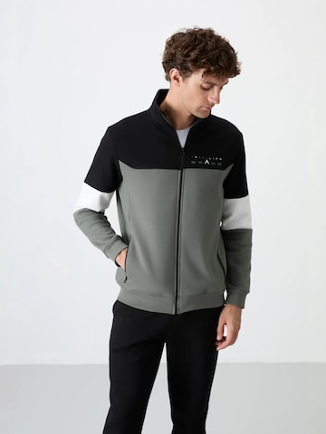 Completo per l'allenamento di Tommy Life in nero