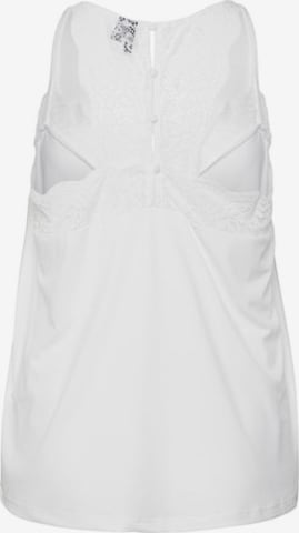 Top 'Ana' di Vero Moda Curve in bianco