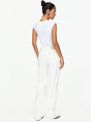 Pull&Bear Košeľové body - Biela