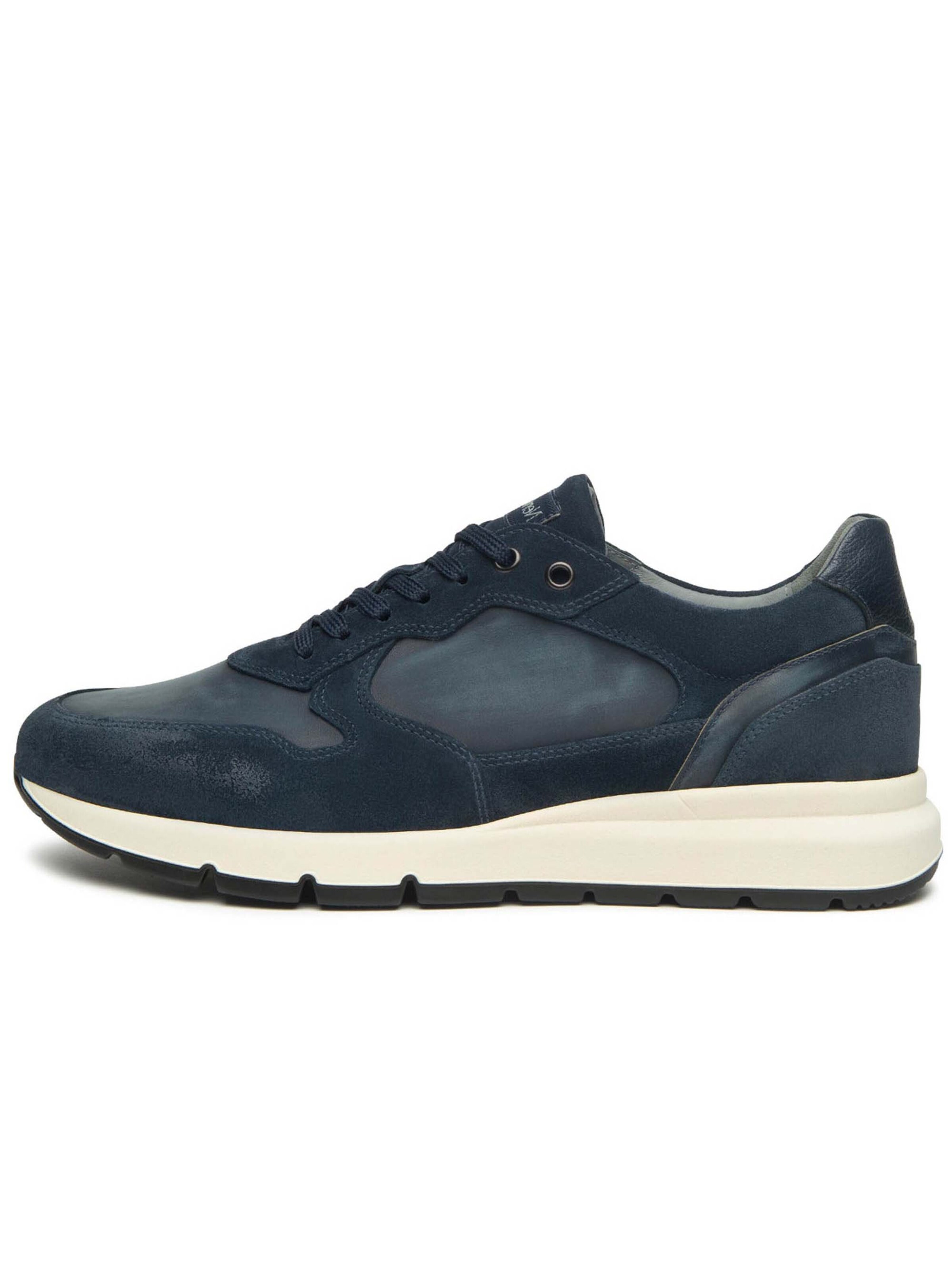 Nero Giardini Sneakers laag in Blauw: voorkant