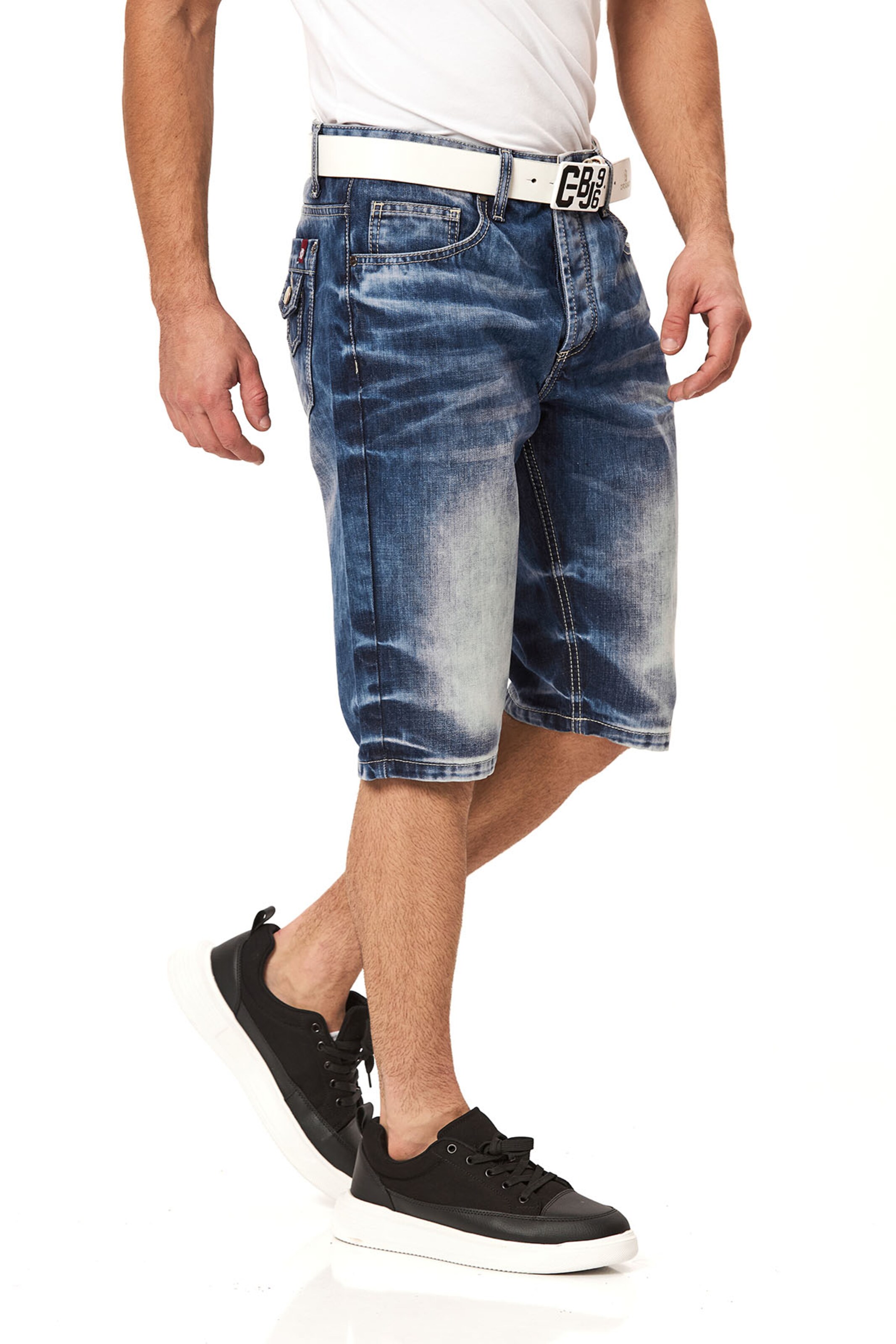 CIPO & BAXX Regular Jeans in Blue