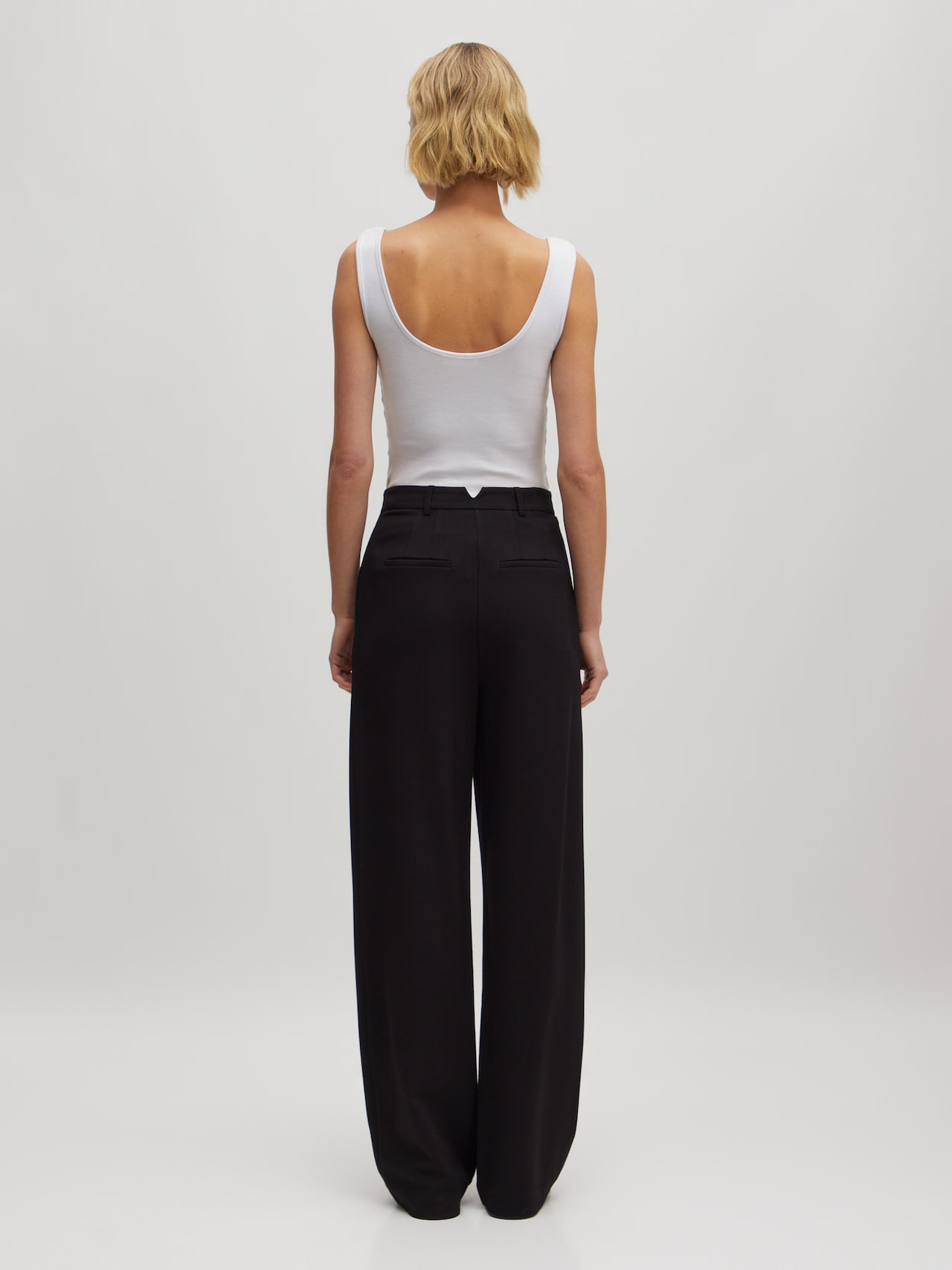 EDITED Pantaloni con pieghe 'Sude' nero