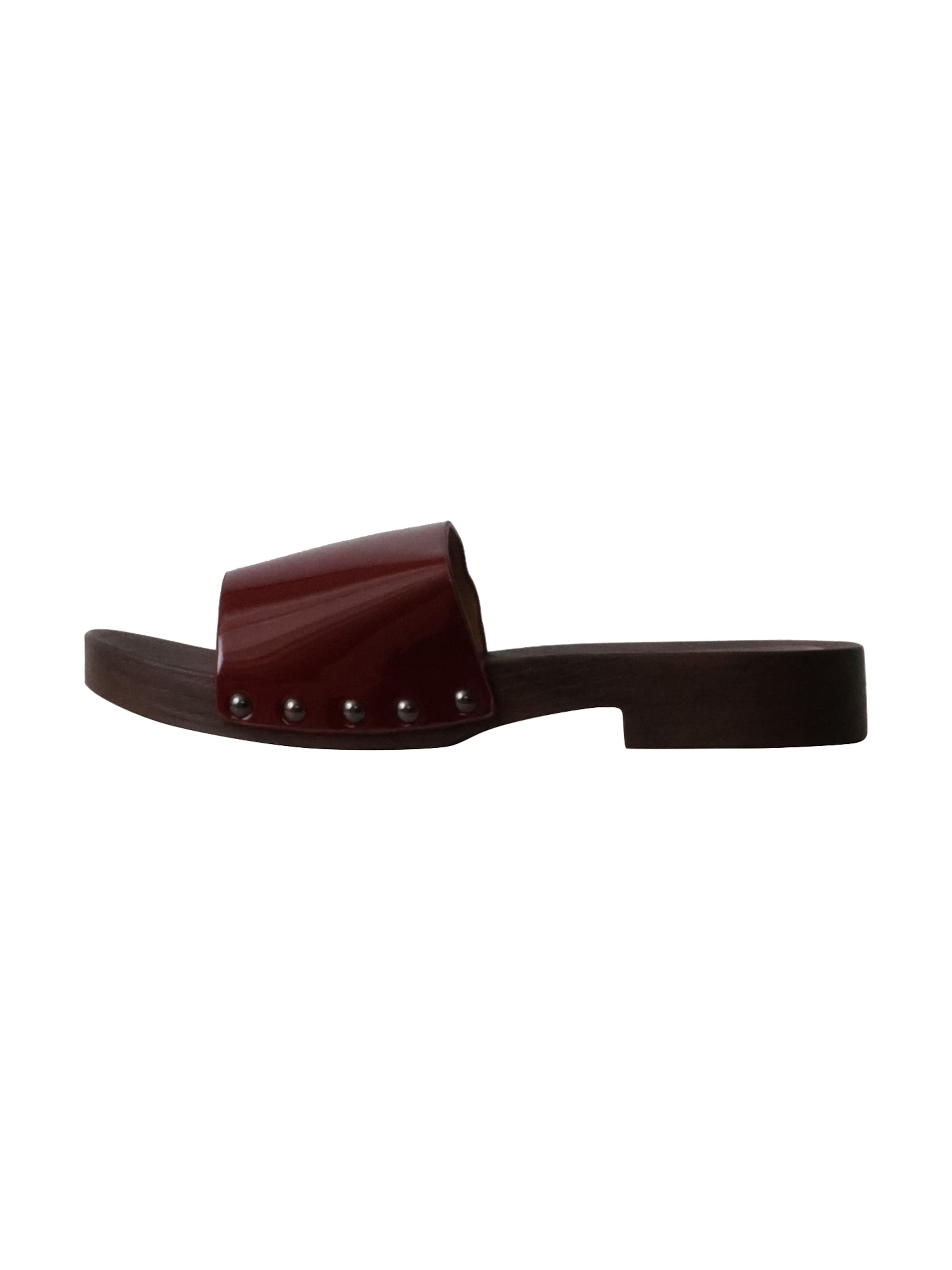 Mule Super Mode en rouge : devant
