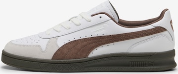 PUMA Sneakers in White: front