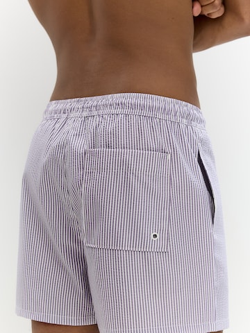 Pull&Bear Zwemshorts in Lila