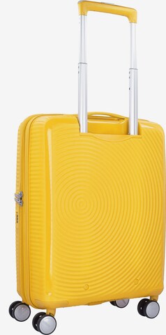 Trolley 'SoundBox' di American Tourister in giallo