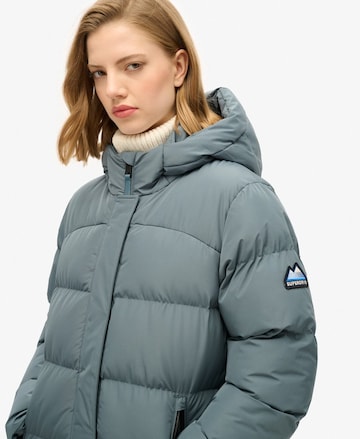 Veste mi-saison Superdry en gris