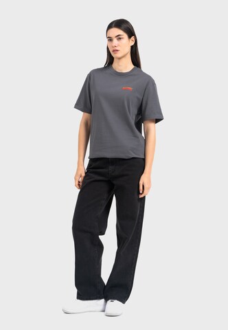 Oldskull T-Shirt 'Retro Pixel Lady' in Grau
