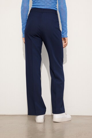 Regular Pantalon à plis 'Smith' Envii en bleu