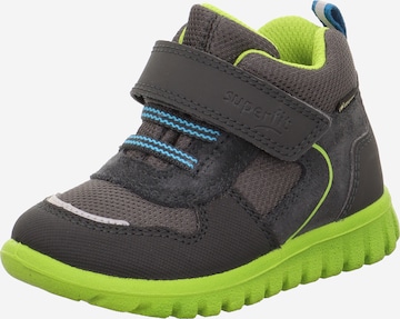 SUPERFIT Сникърси 'SPORT7 MINI' в сиво: отпред