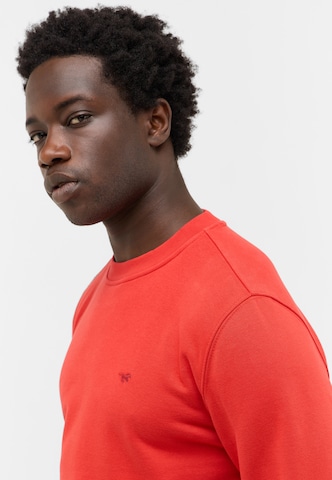 MUSTANG Sweatshirt 'Clio' in Rot