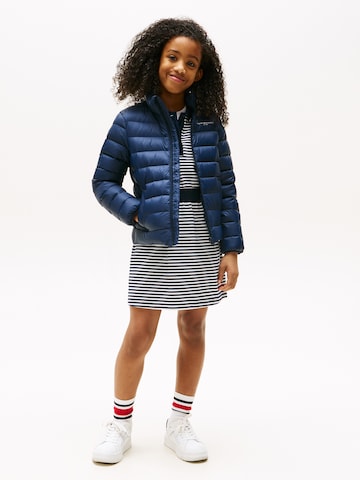 TOMMY HILFIGER Kurtka przejściowa 'ESSENTIAL' w kolorze niebieski