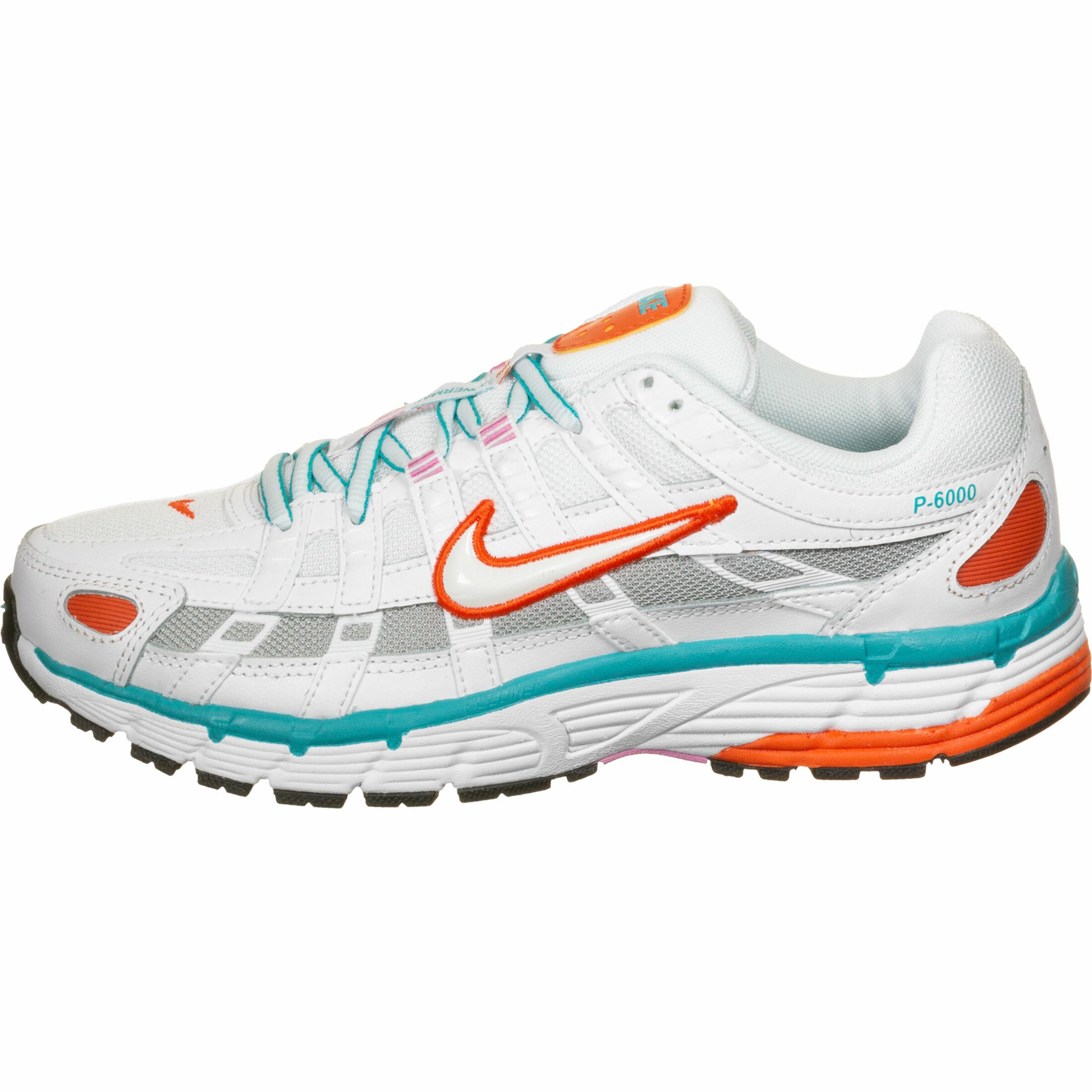 Nike Sportswear Matalavartiset tennarit 'P-6000' värissä valkoinen