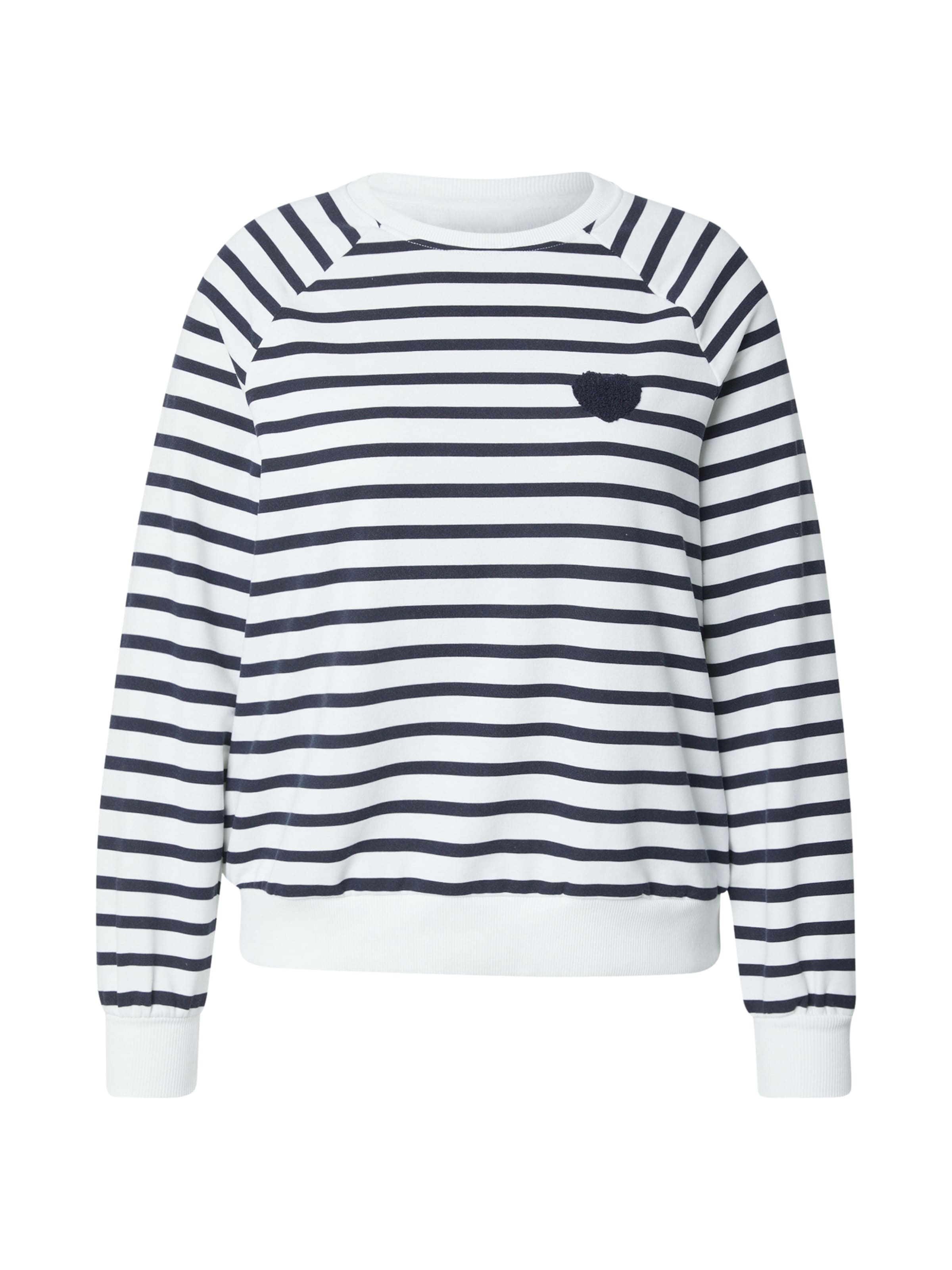 ONLY Carmakoma Sweatshirt 'CARJUDY' in White: front