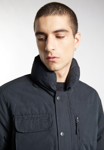 TUFFSKULL Between-season jacket in Black