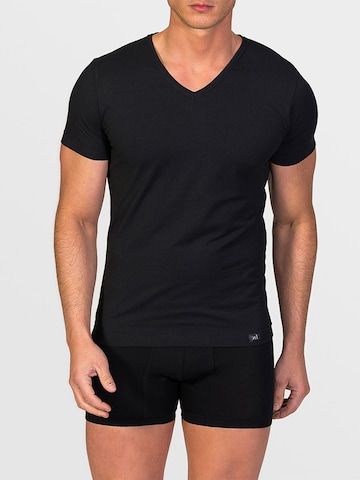 zd ZERO DEFECTS Undershirt 'V-Neck T-shirt Soya Yarn' in Black: front