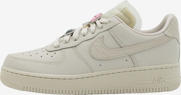 Baskets basses 'Air Force 1' Nike Sportswear en beige : devant
