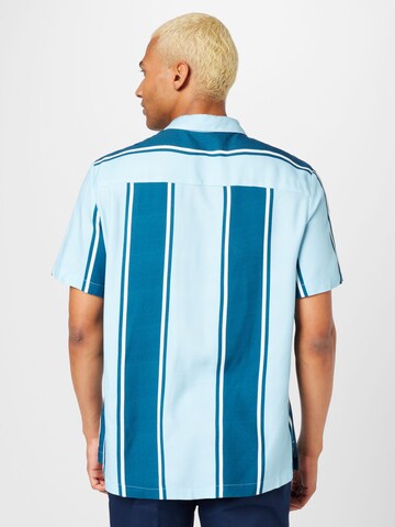 Regular fit Camicia di TOPMAN in blu
