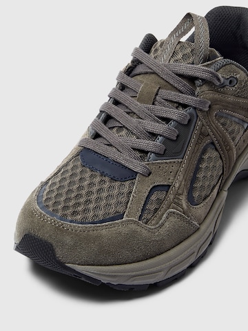 SELECTED Sneakers 'SLHRONAN' in Grey