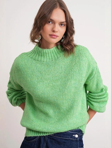 Pullover di MixRay in verde: frontale