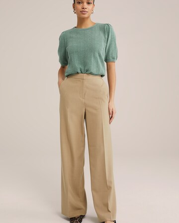 WE Fashion Sweater in Green