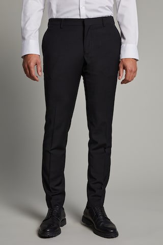 Coupe slim Pantalon 'Vincent' Matinique en noir : devant