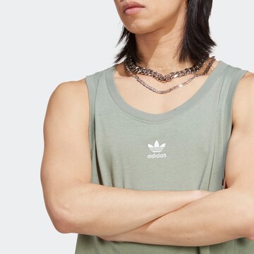 ADIDAS ORIGINALS Top in Grün